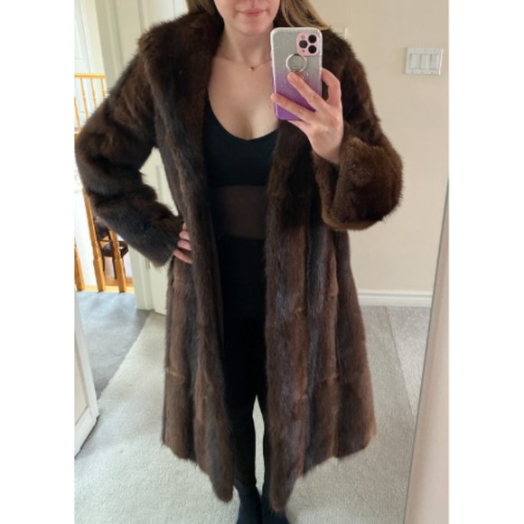 Harry's Furs Toronto - Real Fur Coat Beautiful Condition Size M - Picture 12 of 12
